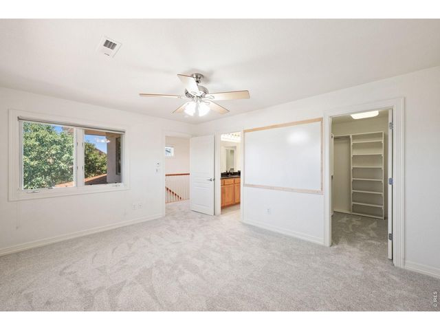 977 Thorncreek Ct, Thornton, CO 80241