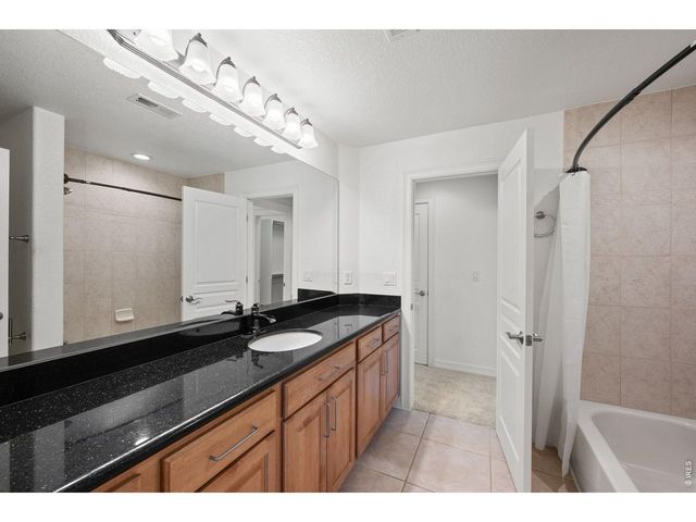 977 Thorncreek Ct, Thornton, CO 80241