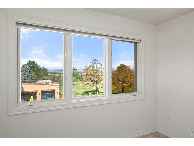 977 Thorncreek Ct, Thornton, CO 80241