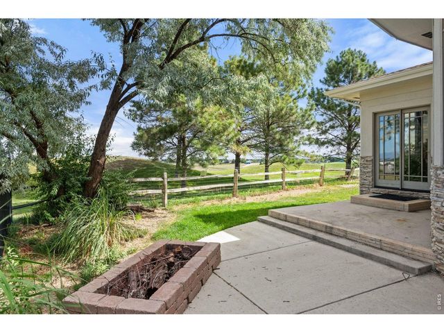 977 Thorncreek Ct, Thornton, CO 80241