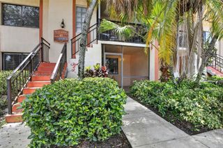 359 Lakeview Dr 102, Weston, FL 33326