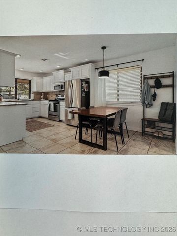 4303 S Lakewood Avenue, Tulsa, OK 74135