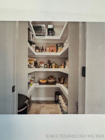 4303 S Lakewood Avenue, Tulsa, OK 74135