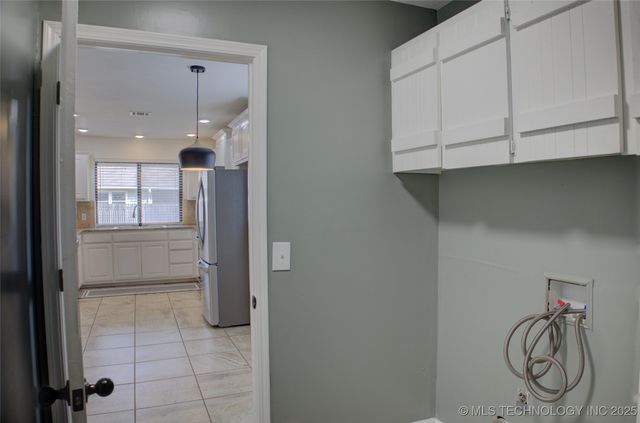 4303 S Lakewood Avenue, Tulsa, OK 74135