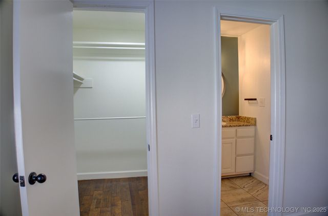 4303 S Lakewood Avenue, Tulsa, OK 74135