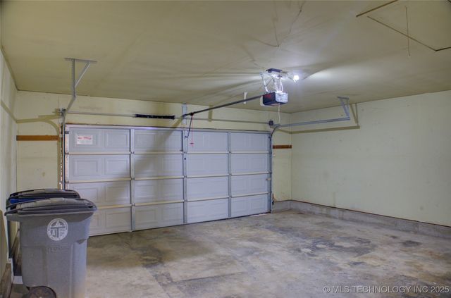 4303 S Lakewood Avenue, Tulsa, OK 74135