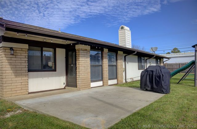 4303 S Lakewood Avenue, Tulsa, OK 74135