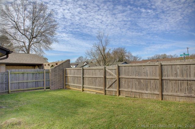 4303 S Lakewood Avenue, Tulsa, OK 74135