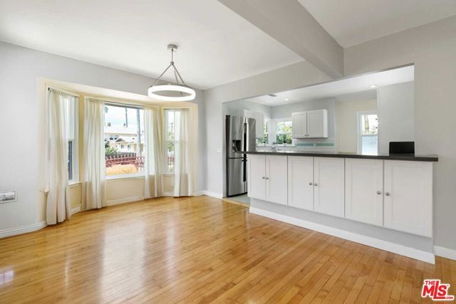 1444 Meadowbrook Avenue, Los Angeles, CA 90019