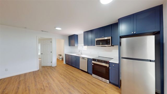 1404 E Polk Street, Paris, TX 75460