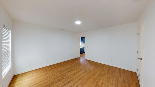1404 E Polk Street, Paris, TX 75460