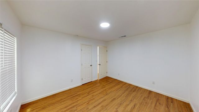 1404 E Polk Street, Paris, TX 75460
