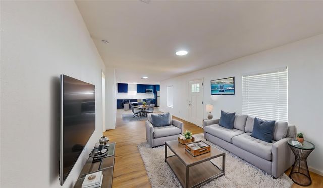 1404 E Polk Street, Paris, TX 75460