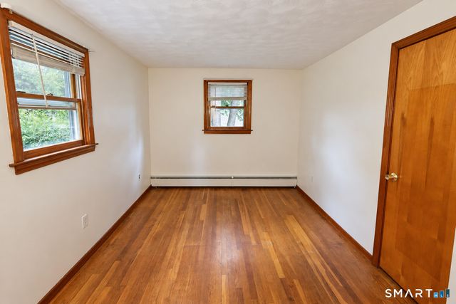 3 Sun Street, Enfield, CT 06082