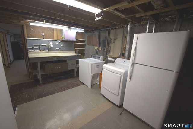 3 Sun Street, Enfield, CT 06082