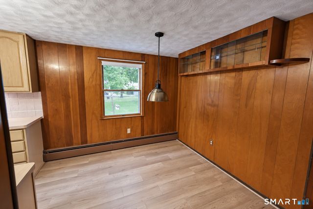 3 Sun Street, Enfield, CT 06082