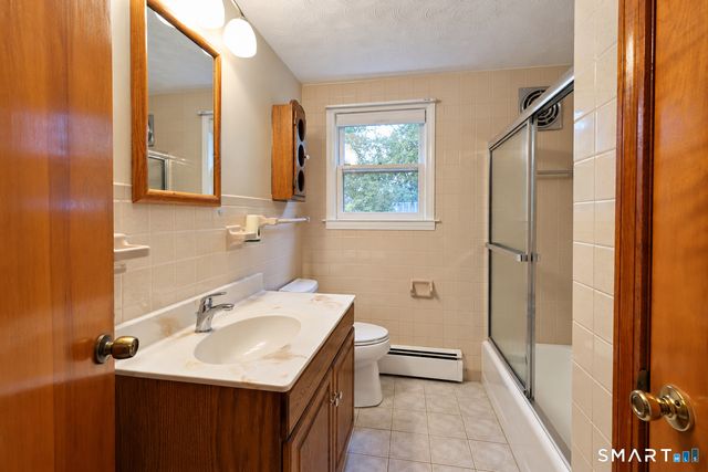 3 Sun Street, Enfield, CT 06082