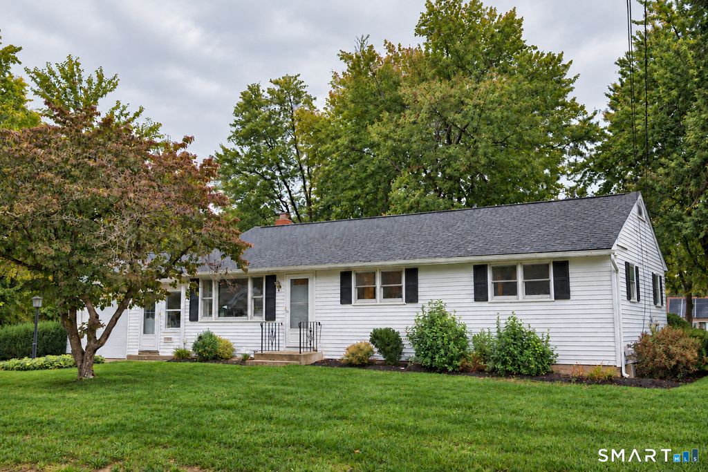 3 Sun Street, Enfield, CT 06082