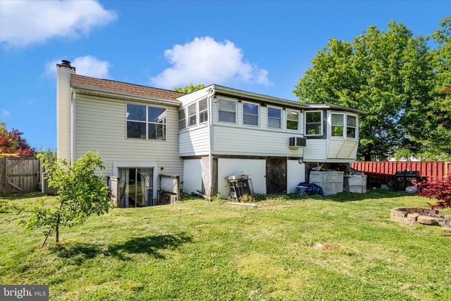 17 TAOS CIR, Baltimore, MD 21220
