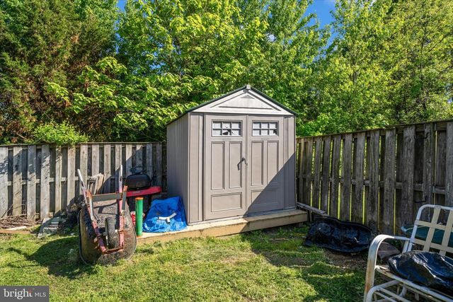 17 TAOS CIR, Baltimore, MD 21220