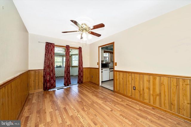 17 TAOS CIR, Baltimore, MD 21220