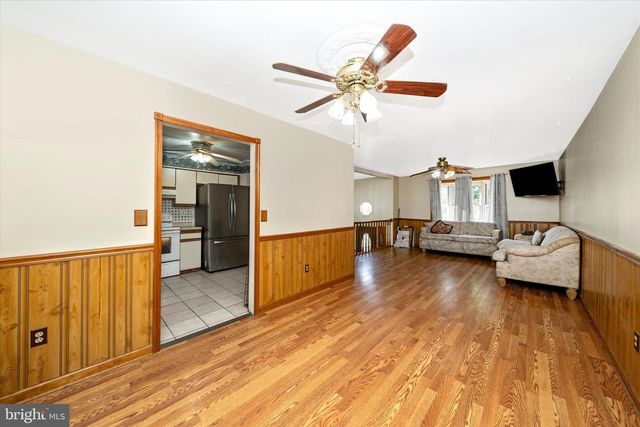 17 TAOS CIR, Baltimore, MD 21220