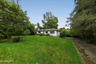 106 Colonial Drive, Knoxville, TN 37920