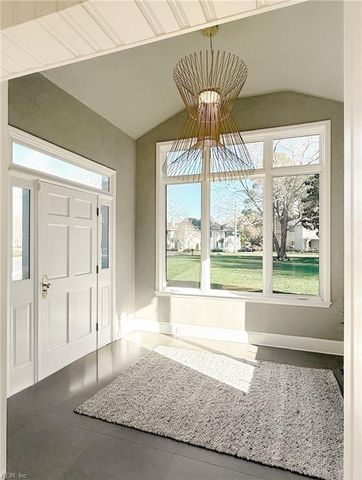 102 Holly CRES, Virginia Beach, VA 23451