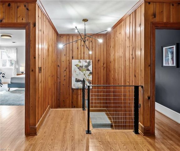 102 Holly CRES, Virginia Beach, VA 23451