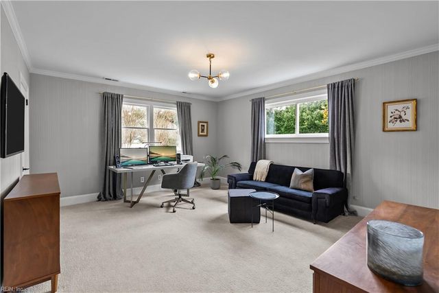 102 Holly CRES, Virginia Beach, VA 23451