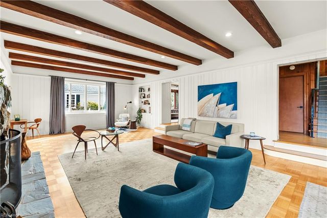 102 Holly CRES, Virginia Beach, VA 23451