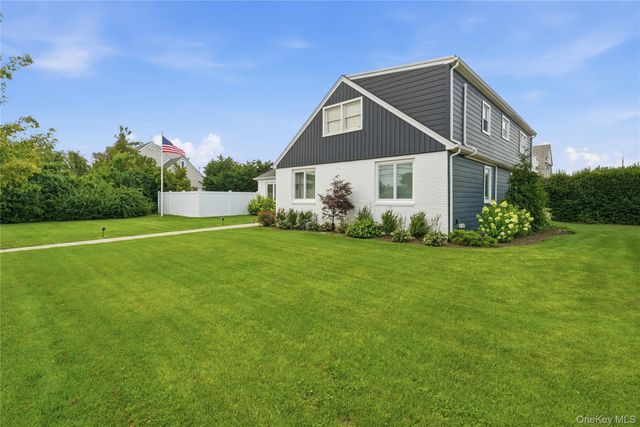 753 E Walnut Street, Long Beach, NY 11561