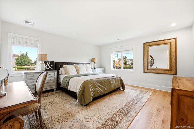 753 E Walnut Street, Long Beach, NY 11561