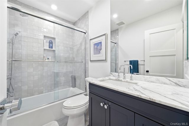 753 E Walnut Street, Long Beach, NY 11561