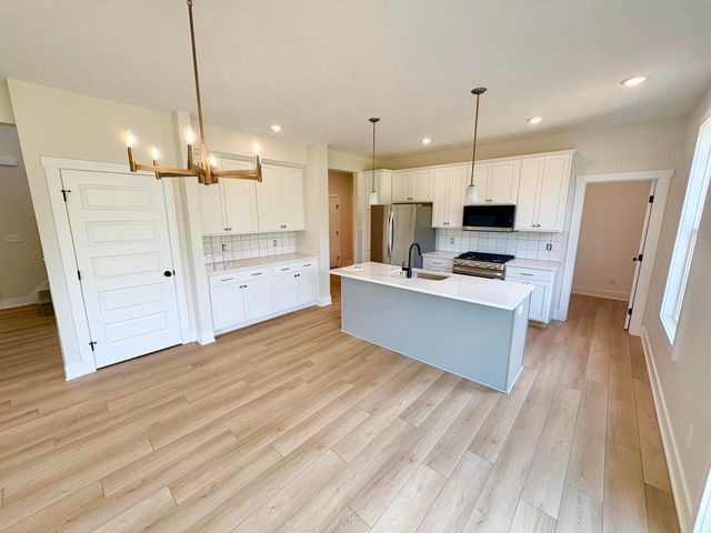 8321 Kettle Oak Drive Se, Caledonia Twp, MI 49302