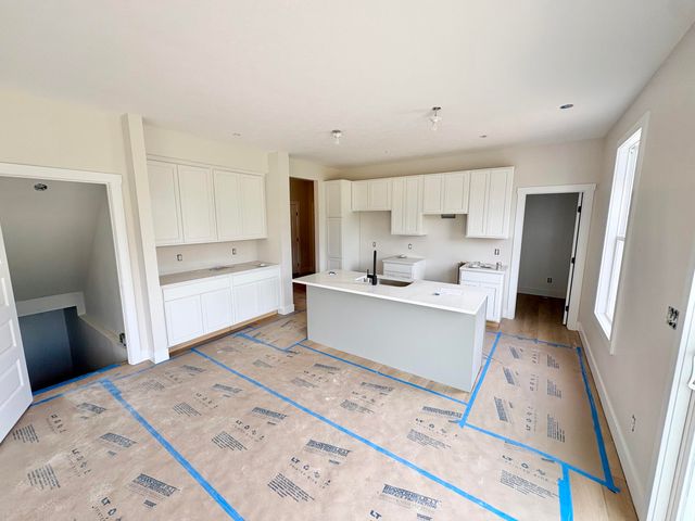 8321 Kettle Oak Drive Se, Caledonia Twp, MI 49302