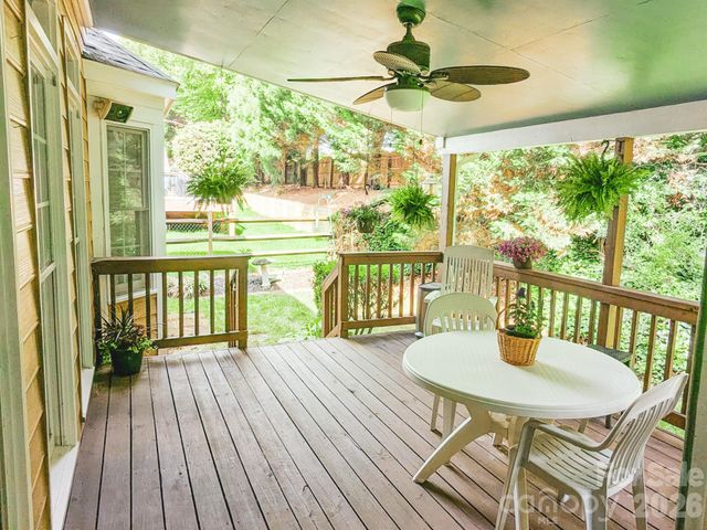 19914 Scanmar Lane, Cornelius, NC 28031