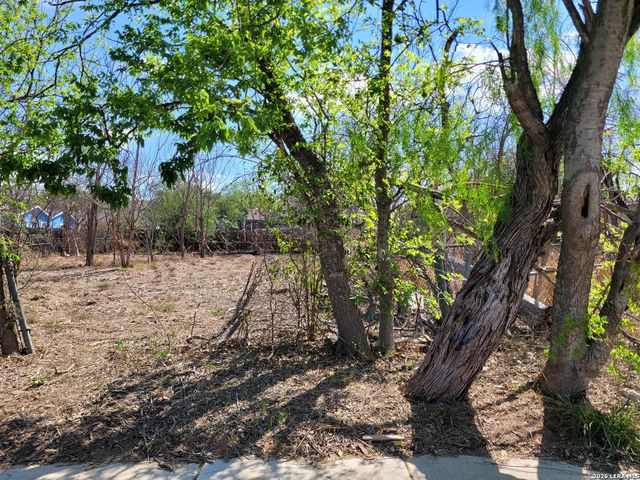 1514 Ash ST, San Antonio, TX 78208