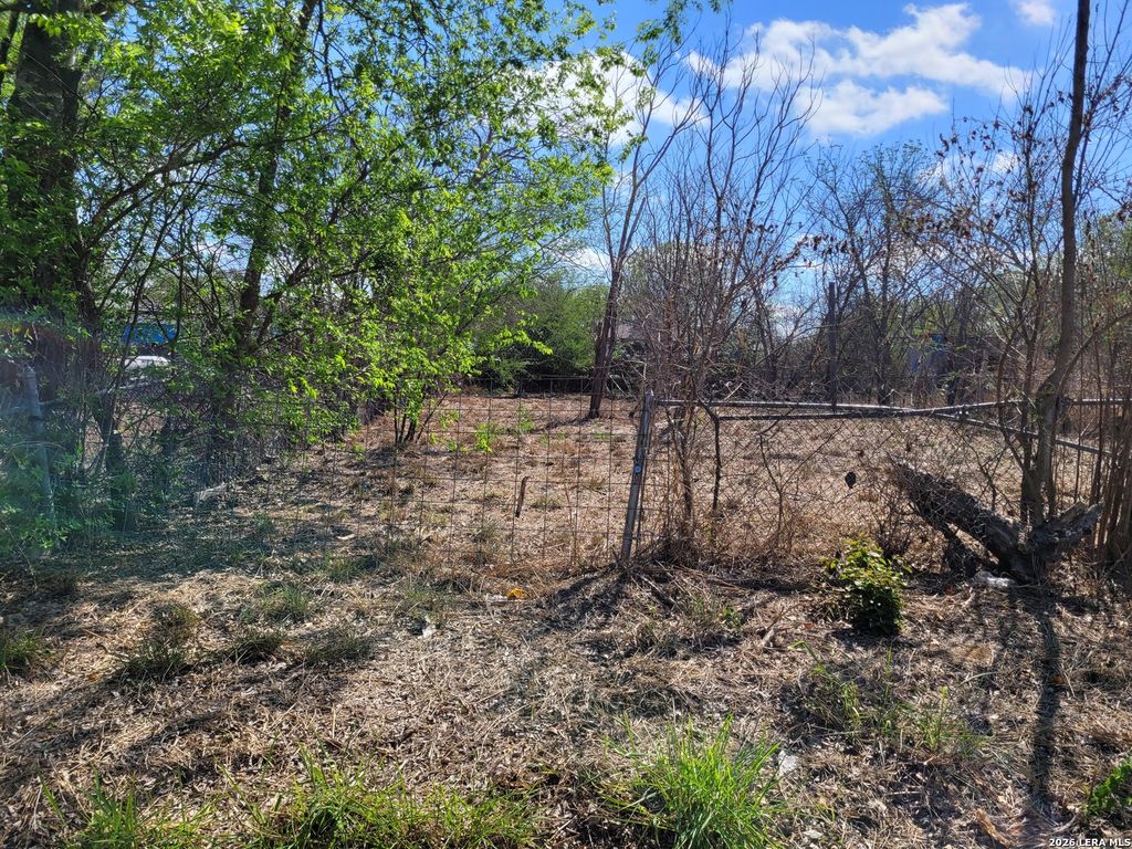 1514 Ash ST, San Antonio, TX 78208