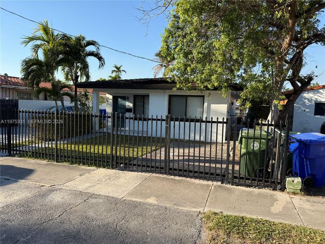 3275 SW 27th St 3275, Miami, FL 33133