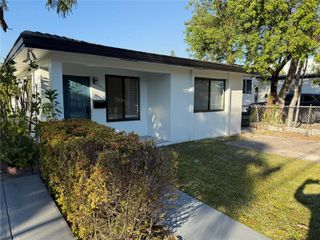 3275 SW 27th St 3275, Miami, FL 33133