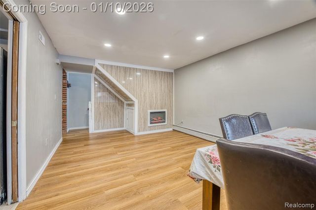 2738 Berry Drive, Bloomfield Hills, MI 48304