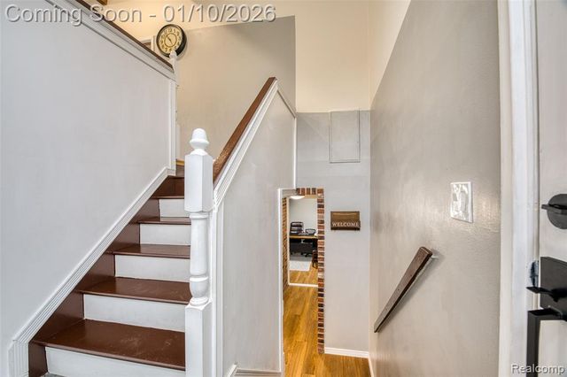 2738 Berry Drive, Bloomfield Hills, MI 48304