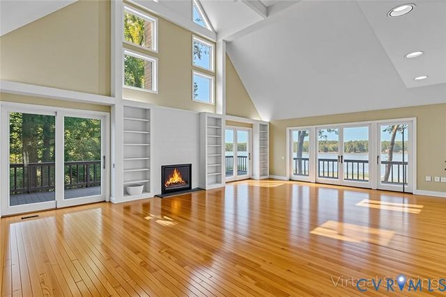 1718 Mariners Woods Drive, Hartfield, VA 23071