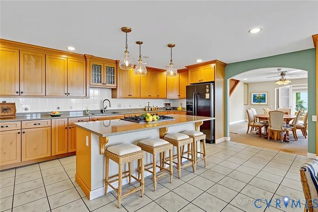 1718 Mariners Woods Drive, Hartfield, VA 23071