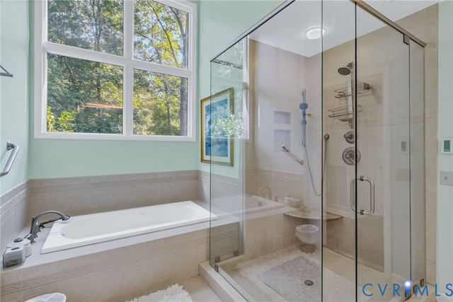 1718 Mariners Woods Drive, Hartfield, VA 23071