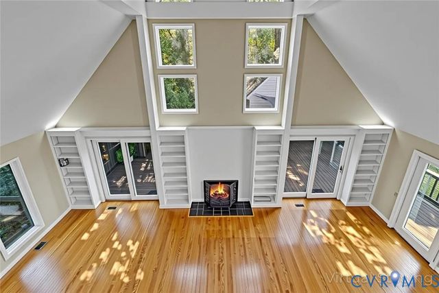 1718 Mariners Woods Drive, Hartfield, VA 23071