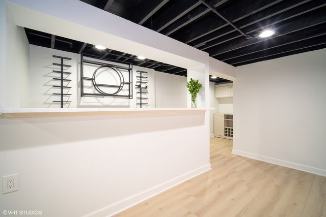 119 E Ellis Avenue, Libertyville, IL 60048