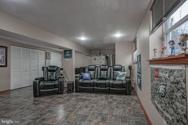 649 MUHLENBERG AVE, Wenonah, NJ 08090