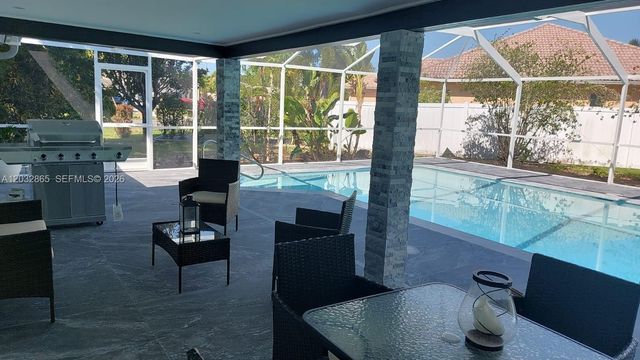 320 SE 15 Place, Cape Coral, FL 33990